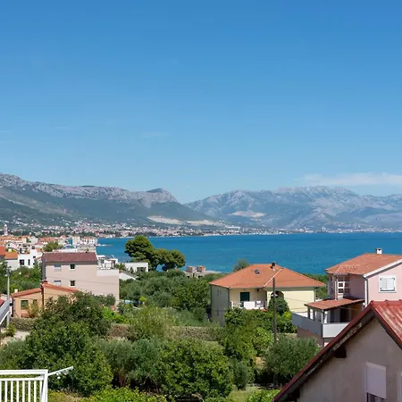2 Minutes From The Beach! Sunshine Apartamento